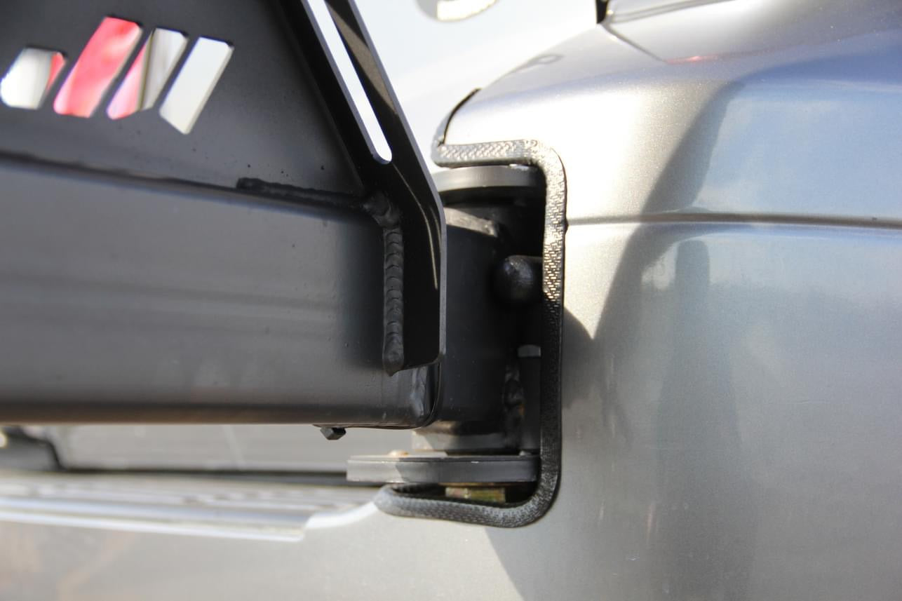 LEXUS GX470 Rear Tire Swing Out