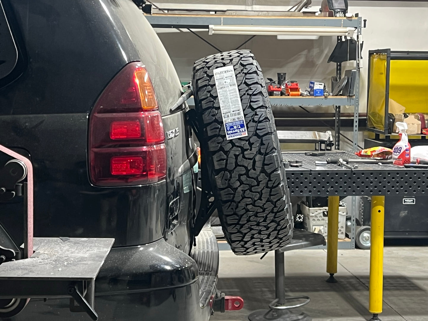 GX470 Tire Carrier 3.5" Bundle 1 - Center License Plate mount