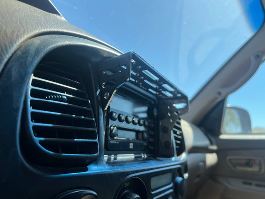 TOYOTA SEQUOIA 1G DASH MOUNT