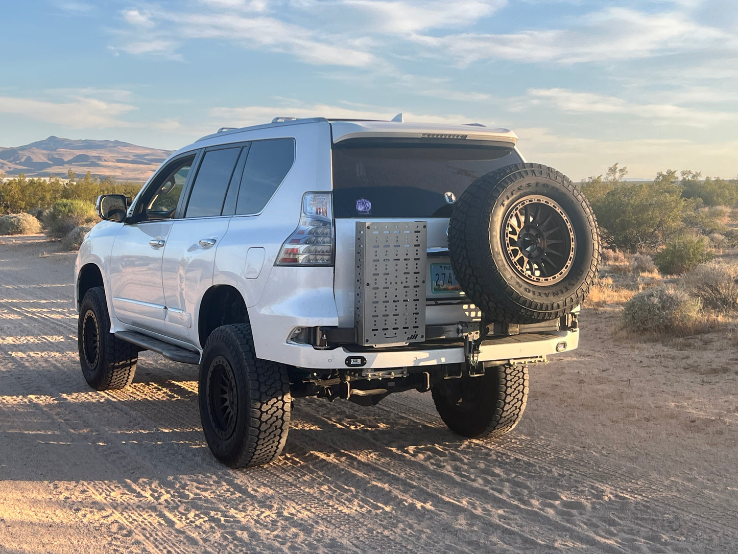 LEXUS GX460 Tire Swing out