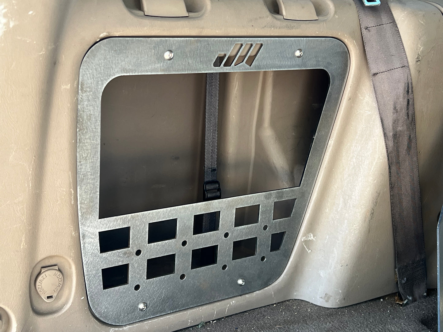 1G TOYOTA SEQUOIA POCKET MOLLE PANEL