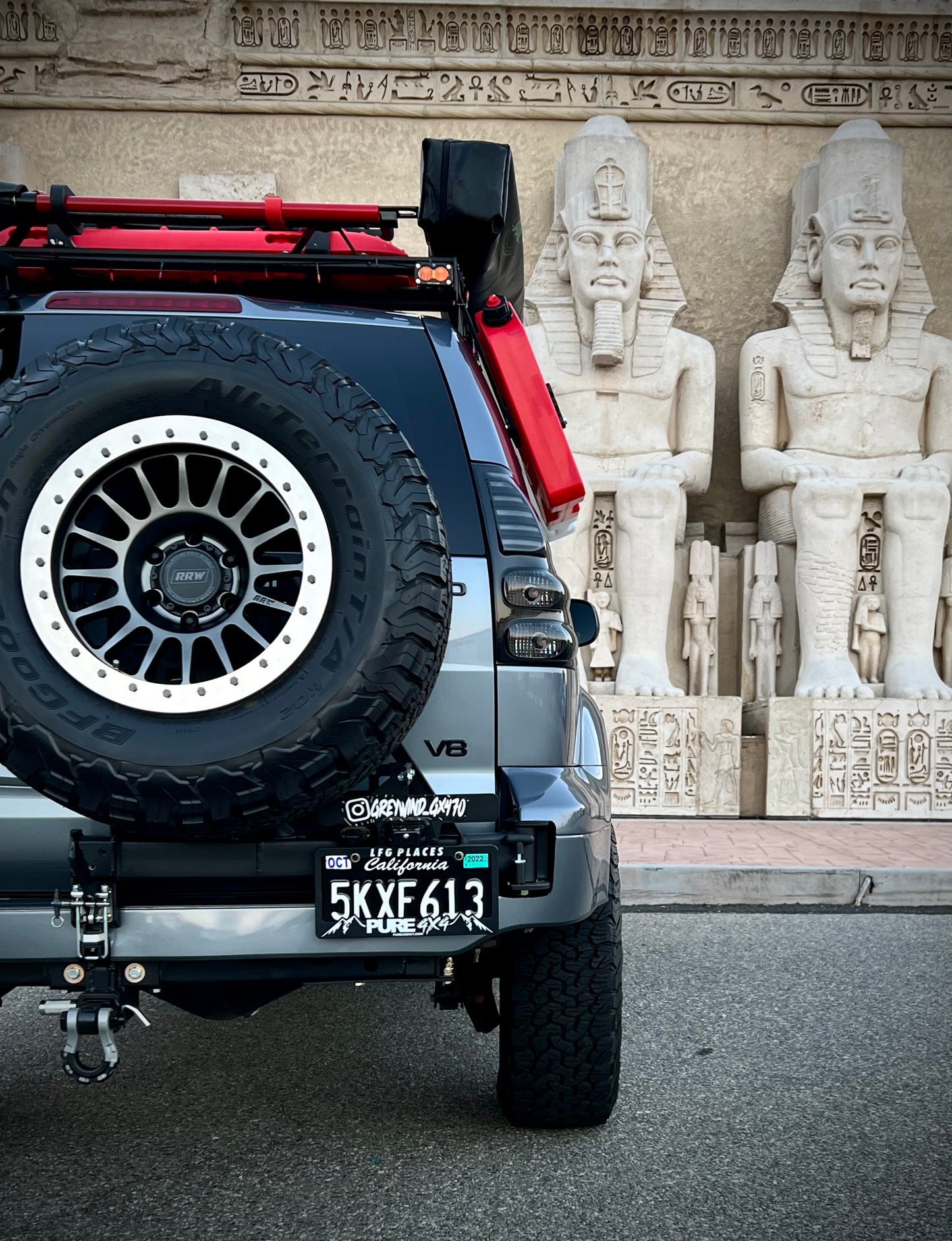 LEXUS GX470 Rear Tire Swing Out