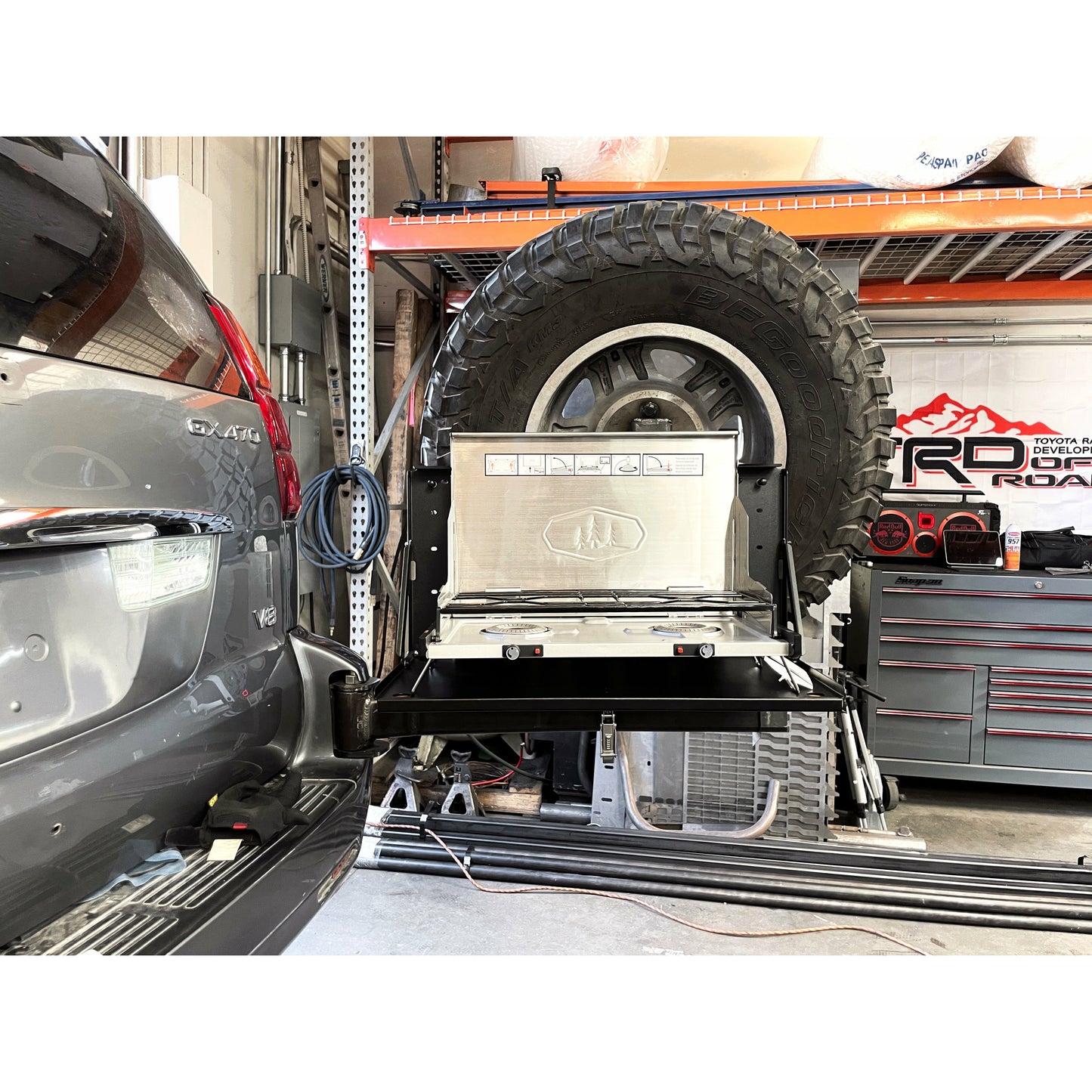 LEXUS GX470 Rear Tire Swing Out