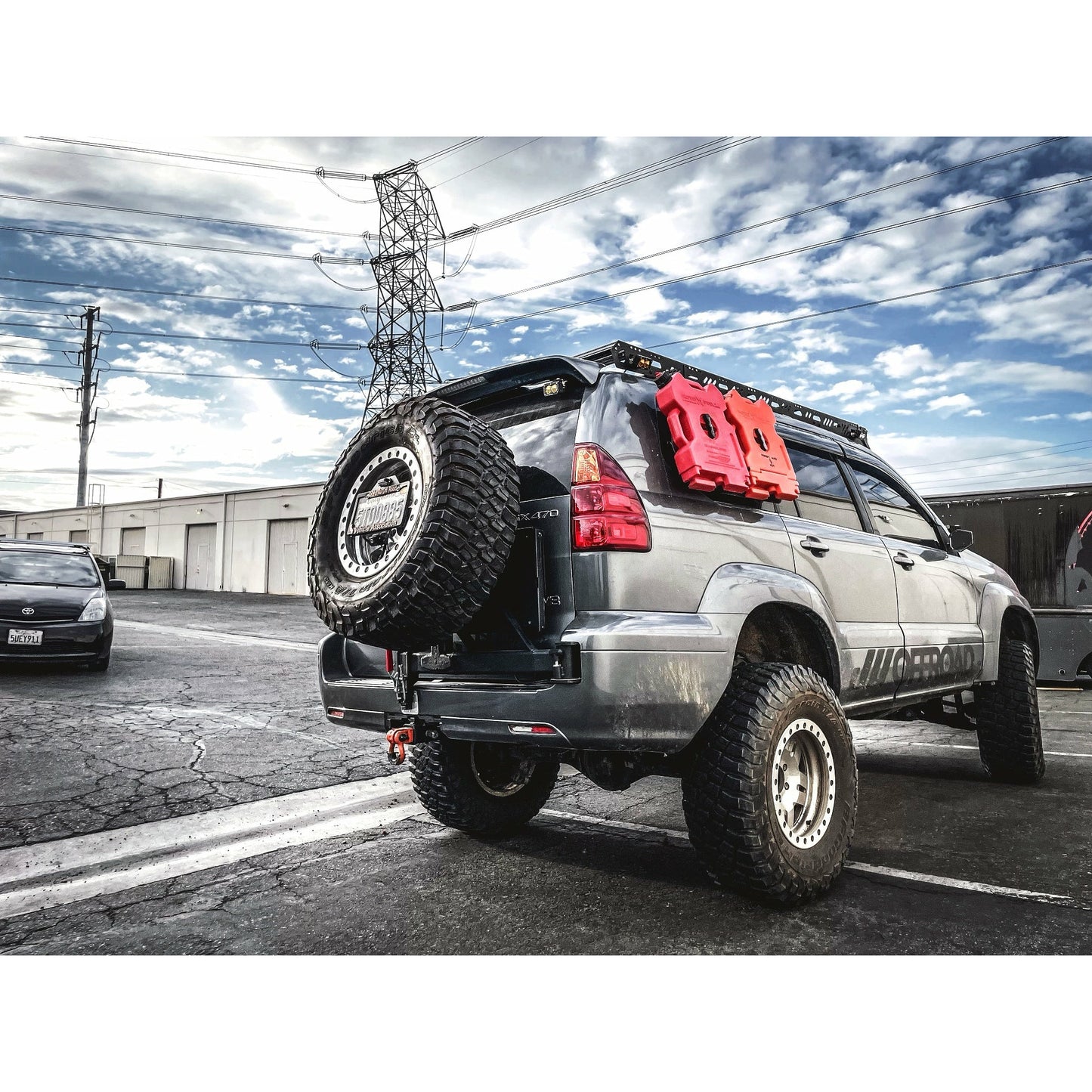 LEXUS GX470 Rear Tire Swing Out